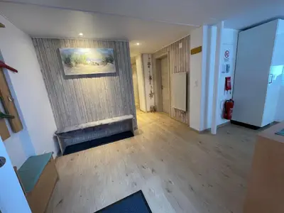 Entré mit Garderobe