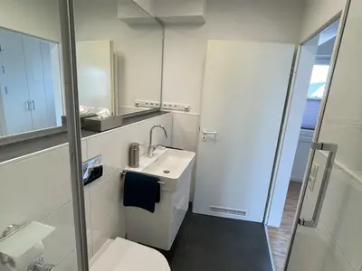 Waschtisch/WC