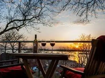 Balkon m. Sonnenuntergang