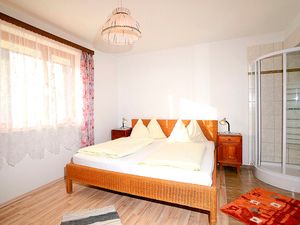 23996381-Ferienwohnung-10-Heiligenblut-300x225-4