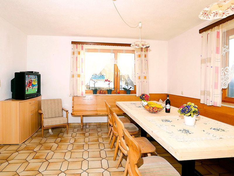 23996381-Ferienwohnung-10-Heiligenblut-800x600-2