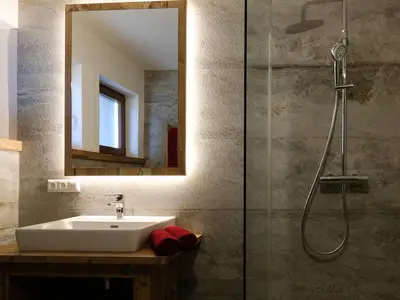 Badezimmer Apartment IV