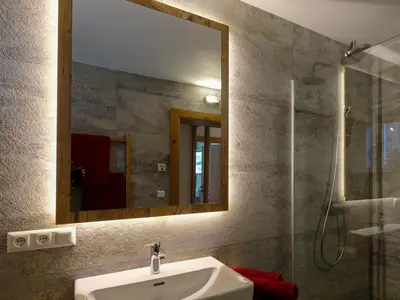Badezimmer Apartment IV