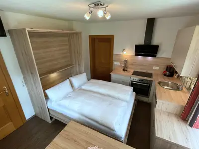 Küche Ferienwohnung 2 mit Bett