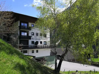 www.berghaus-glockner.at