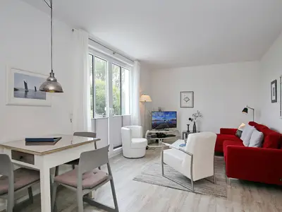 Wohnzimmer mit Essbereich