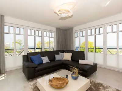 Wohnzimmer mit Sofaecke