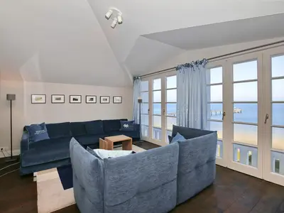 Wohnzimmer mit direktem Meerblick