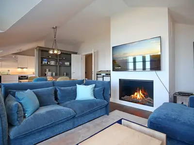 Wohnzimmer mit Gas-Kamin