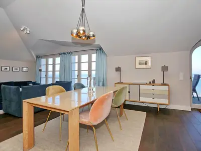 Essbereich mit Kommode