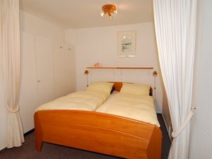 21649463-Ferienwohnung-4-Heiligenhafen-300x225-2