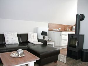 23513898-Ferienwohnung-2-Heiligenhafen-300x225-5