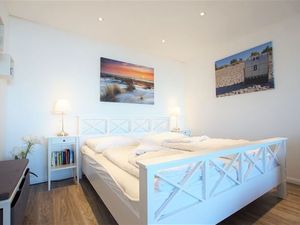 23909242-Ferienwohnung-3-Heiligenhafen-300x225-3