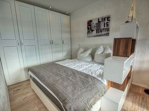 23909346-Ferienwohnung-2-Heiligenhafen-300x225-2