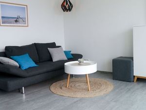 23909354-Ferienwohnung-4-Heiligenhafen-300x225-0