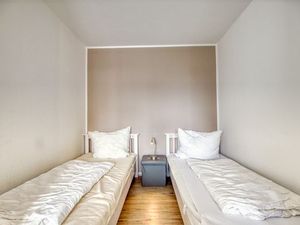 23909358-Ferienwohnung-4-Heiligenhafen-300x225-3