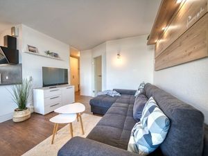 23909454-Ferienwohnung-4-Heiligenhafen-300x225-2