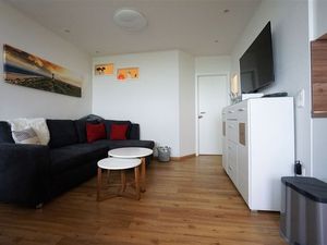 23909465-Ferienwohnung-4-Heiligenhafen-300x225-3