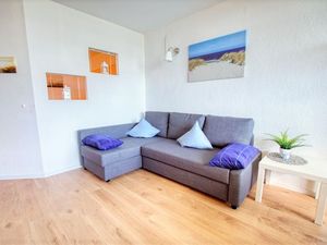 23909495-Ferienwohnung-4-Heiligenhafen-300x225-3