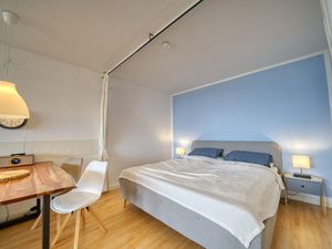 23909537-Ferienwohnung-4-Heiligenhafen-300x225-2