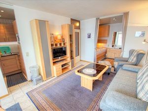 23909549-Ferienwohnung-4-Heiligenhafen-300x225-2