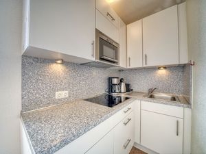 23909569-Ferienwohnung-4-Heiligenhafen-300x225-5