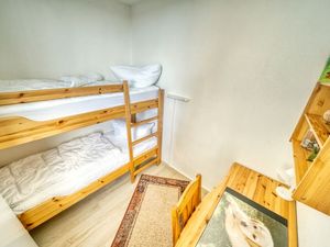 23909574-Ferienwohnung-4-Heiligenhafen-300x225-4