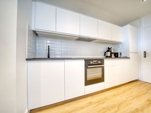 23909664-Ferienwohnung-2-Heiligenhafen-300x225-5