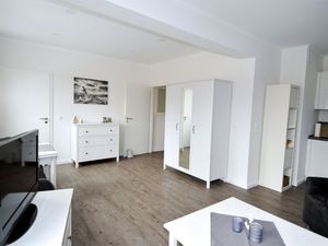 23936889-Ferienwohnung-2-Heiligenhafen-300x225-5