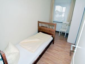 23936897-Ferienwohnung-3-Heiligenhafen-300x225-1