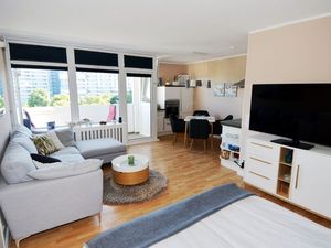 23936912-Ferienwohnung-2-Heiligenhafen-300x225-1