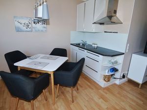 23936912-Ferienwohnung-2-Heiligenhafen-300x225-4