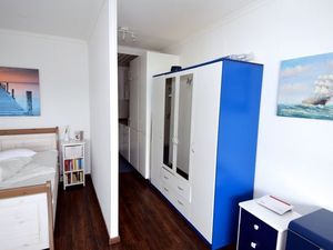 23936914-Ferienwohnung-2-Heiligenhafen-300x225-5