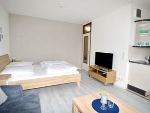 23936964-Ferienwohnung-2-Heiligenhafen-300x225-4