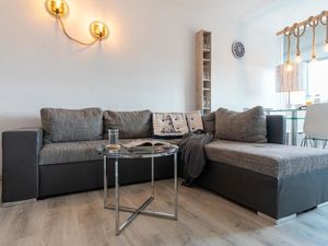 23368699-Ferienwohnung-4-Heiligenhafen-300x225-2