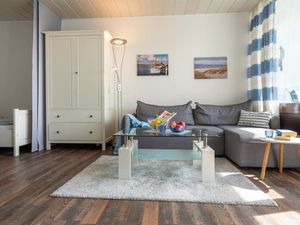 23366646-Ferienwohnung-2-Heiligenhafen-300x225-2