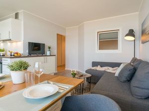 23367741-Ferienwohnung-4-Heiligenhafen-300x225-1