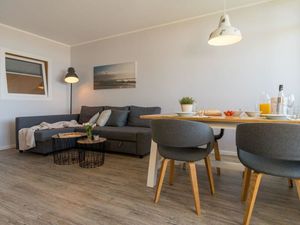 23367741-Ferienwohnung-4-Heiligenhafen-300x225-2