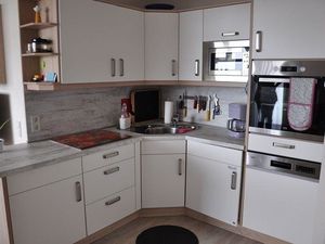 23546199-Ferienwohnung-3-Heiligenhafen-300x225-5