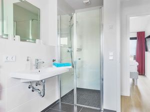 23513931-Ferienwohnung-6-Heiligenhafen-300x225-5