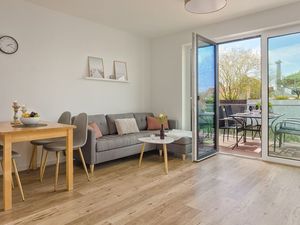 23567644-Ferienwohnung-4-Heiligenhafen-300x225-3