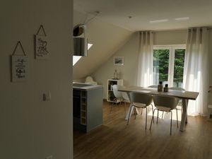 24049457-Ferienwohnung-5-Heiligenhafen-300x225-2