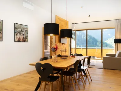 DiningRoom