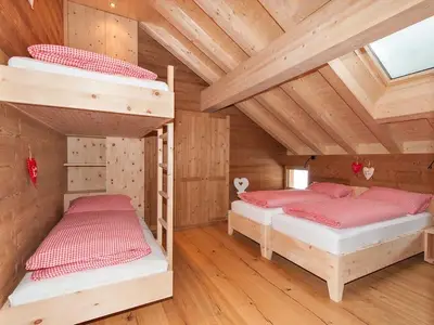 004_Alpin-Chalet-TOP10_Doppelzimmer-3