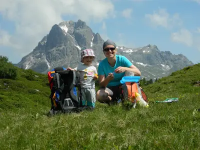 Auenfeld mit Blick auf den Widderstein