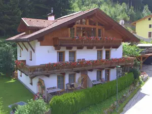 Ferienwohnung für 4 Personen (50 m²) in Heinfels