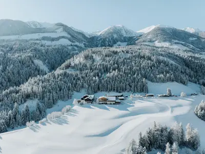 hattlerhof-tirol-winter-aussicht-DJI_2026012623541