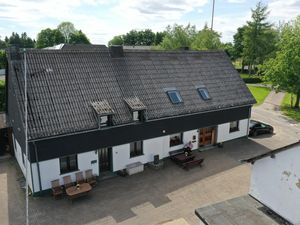 18760875-Ferienwohnung-4-Hellenthal-300x225-1