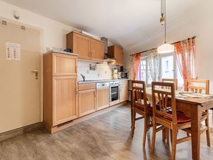 19340937-Ferienwohnung-4-Hellenthal-300x225-4