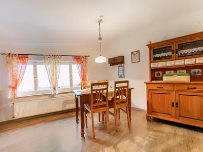 DiningRoom